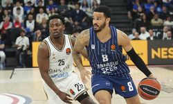 Anadolu Efes evinde kayıp yaşadı! Dubai Basketbol’a 80-76 mağlup