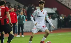 Karşıyaka’da 18’lik Yıldız Parladı: Adem Yeşilyurt’tan Alkışlık Performans