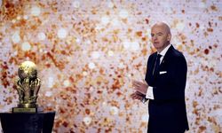 FIFA’ya siyasi tarafsızlık ihlali suçlaması