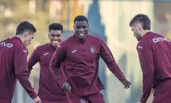 Trabzonspor’da Onuachu’dan Akıl Almaz Performans! Hem Hücumda Hem Savunmada Fark Yarattı