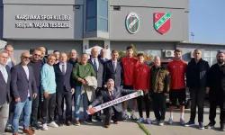 Cemil Tugay’dan Göztepe ve Karşıyaka’ya Dev Destek Ziyareti