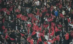 Beşiktaş taraftarları yönetimi istifaya davet etti