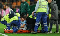 Van Persie: "Hem Antrenör Hem Babayım"