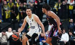 Fenerbahçe 16 Farktan Döndü: 19. Galibiyetini Aldı