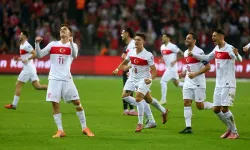 Türkiye – Romanya Maçında İlk Yarım Saat Golsüz Geçiliyor