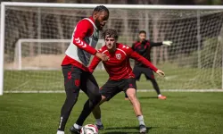 Samsunspor, Fenerbahçe maçı hazırlıklarını Antalya’da sürdürüyor