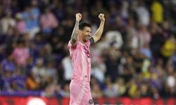 Messi Yine Attı: 70. Frikik Golü