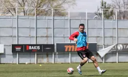 Sivasspor’da Rey Manaj Sevinci! Takımla Çalışmalara Başladı