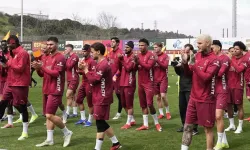 Galatasaray’da Osimhen Sürprizi! Dev Maç Öncesi Kadroda