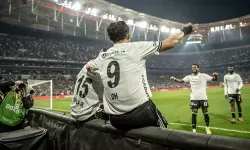Oh sahne aldı, Beşiktaş yarı finale yürüdü!