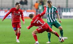 Antalyaspor - Konyaspor Maçı Başladı! Kritik Randevuda İlk Düdük Çaldı