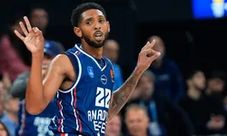 Anadolu Efes, Panathinaikos’u Devirdi
