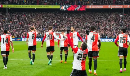 Feyenoord adım adım şampiyonluğa yürüyor