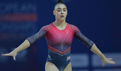 Jessica Gadirova, Avrupa Artistik Cimnastik Şampiyonası'nda altın madalya kazandı