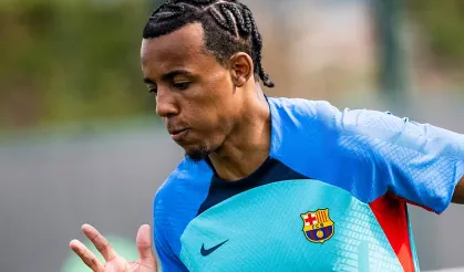 Barcelona, Kounde'nin sözleşmesini 2030'a kadar uzattı