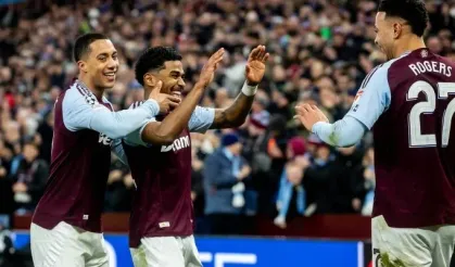 Aston Villa ikinci yarı açıldı: 3 golle turu aldı!