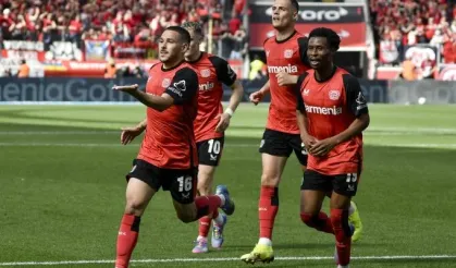 Bayer Leverkusen hata yapmadı: 3 puanı 2 golle aldı!