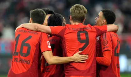 Bayern Münih, şampiyonluğa emin adımlarla yürüyor!