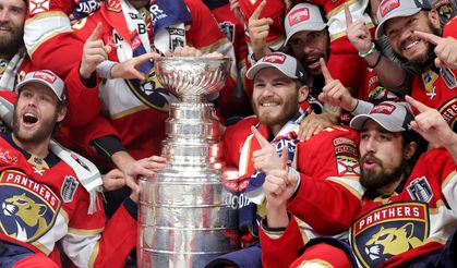 Amerikan Buz Hokeyi Ligi'nde şampiyon Florida Panthers oldu!