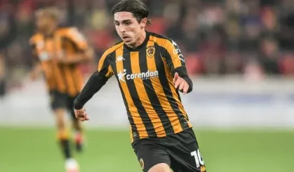 Abdülkadir Ömür, Antalyaspor'a imza atıyor