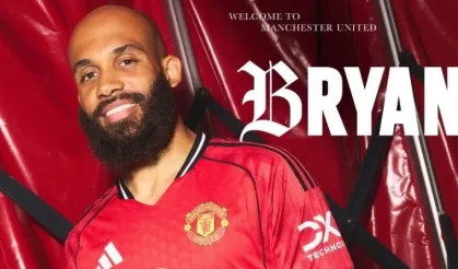 Manchester United, Bryan Mbeumo'ya imza attırdı