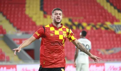 Romulo, Avrupa devine imzayı attı!