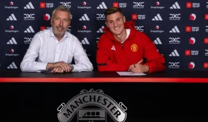 Manchester United, yeni golcüsünü açıkladı!