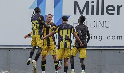 İstanbulspor, Ümraniyespor’u 4-0’la Farklı Geçti