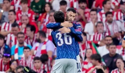 Arsenal, Devler Ligi'ne 3 puanla başladı