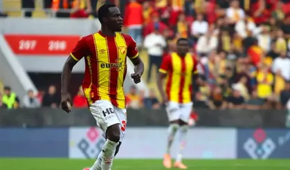 Göztepe'de Anthony Dennis Fırtınası: Kariyerinin En İyi Sezonu!