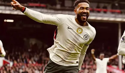 Reece James Chelsea ile Yeni Sözleşme İmzaladı