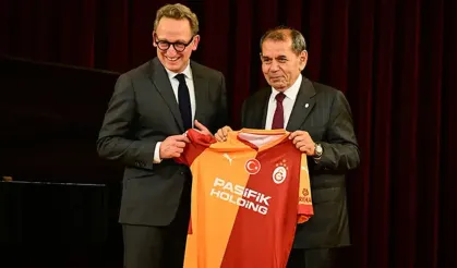 Brüksel Başbakanı Boris Dillies’ten Galatasaray Açıklaması! “Bir Galatasaray Taraftarı Daha Kazandık”