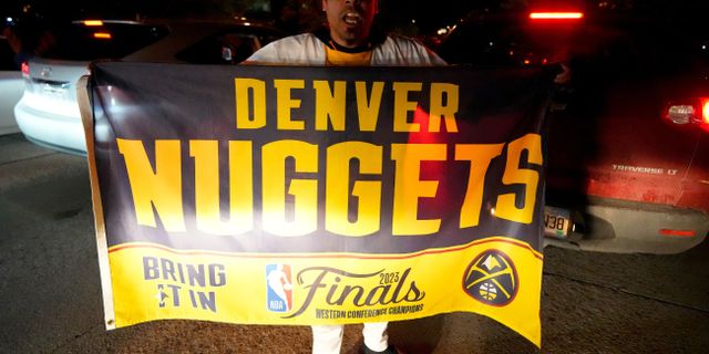 Denver Nuggets silahlı saldırıların gölgesinde şampiyonluğu kutluyor