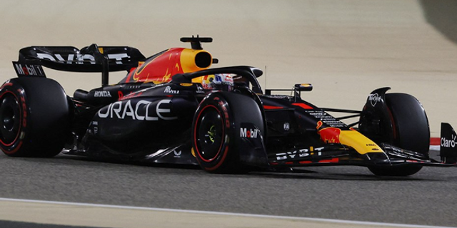 Bahreyn'de ilk sırayı son şampiyon Verstappen aldı