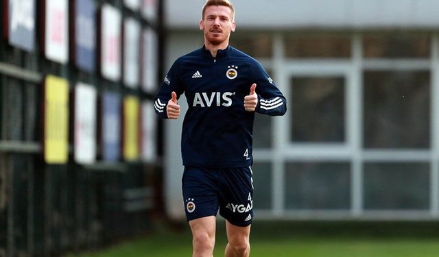 Fenerbahçe'de derbi öncesi flaş gelişme!