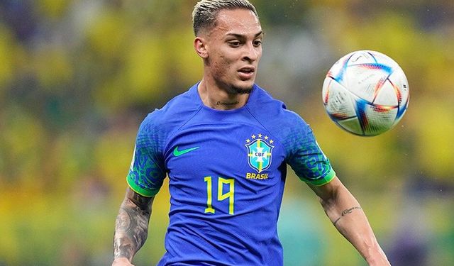 Manchester United'dan Antony için "kadro dışı" kararı