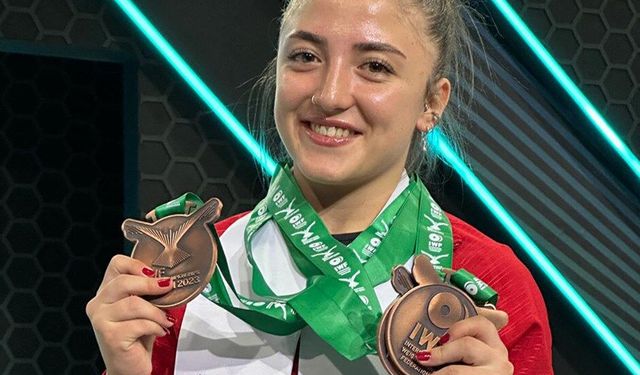 Cansu Bektaş dünya üçüncüsü