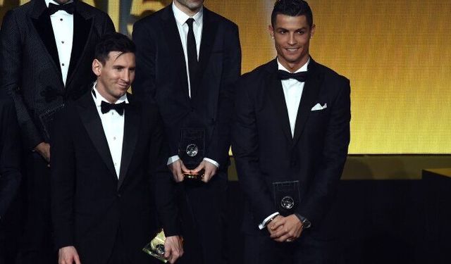 Cristiano Ronaldo, Lionel Messi ile dalga geçti!