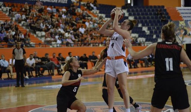 ÇBK Mersin, Antalya Büyükşehir Belediye Antalya Toroslar Basketbol'u 104-77 mağlup etti