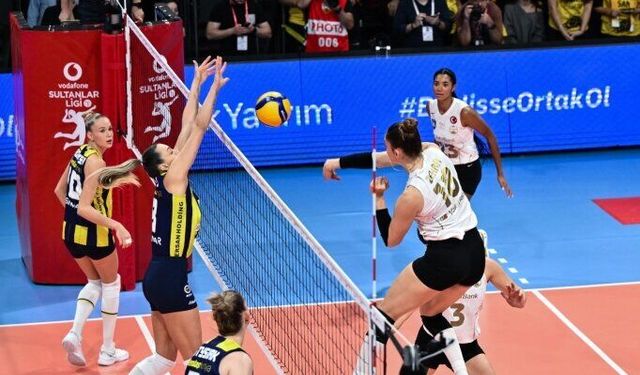 Derbide gülen taraf Fenerbahçe Opet oldu