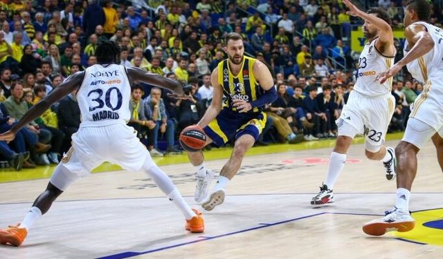 Madar attı:  Fenerbahçe Beko son saniye sayısıyla kazandı