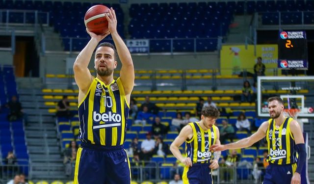 Fenerbahçe Beko, Petkimspor’u 11 sayı farkla yendi