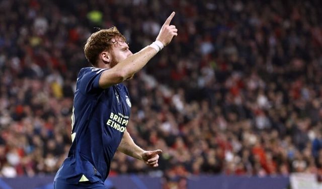 PSV Eindhoven 2-0'dan döndü: Sevilla şoku yaşadı