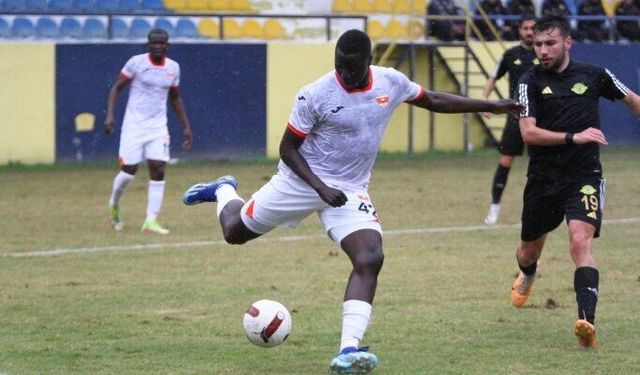 Adanaspor ikinci yarıda bulduğu gollerle 5. tura yükseldi