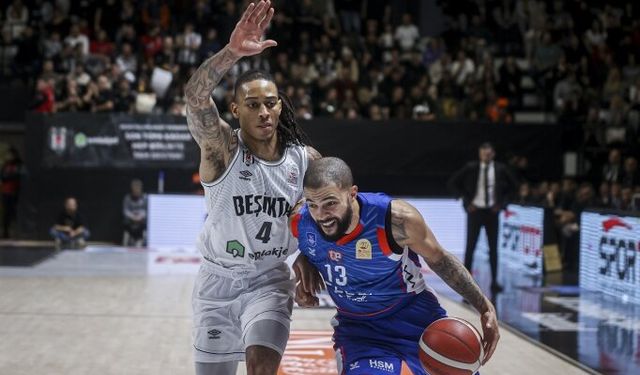 Beşiktaş Emlakjet bu kez Anadolu Efes'i üzdü