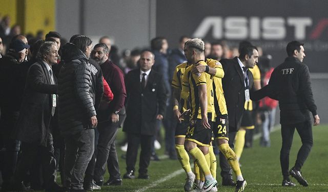 Spor yazarları İstanbulspor-Trabzonspor maçı için ne dedi? "Bu oyunun katilisiniz!"