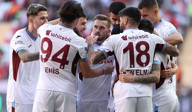 Trabzonspor - Hatayspor maçının ilk 11'leri belli oldu