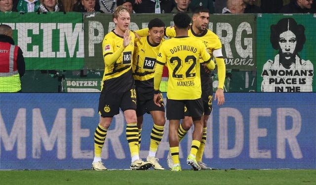 10 kişi kalan Dortmund, Werder Bremen'i devirdi