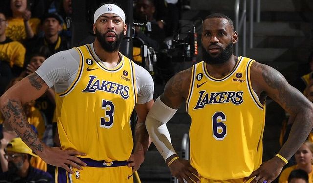 NBA'de Los Angeles Lakers'ın Toronto Raptors'ı devirdiği gecede alınan sonuçlar