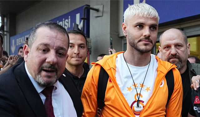 Galatasaray kafilesi Adana'da coşkuyla karşılandı